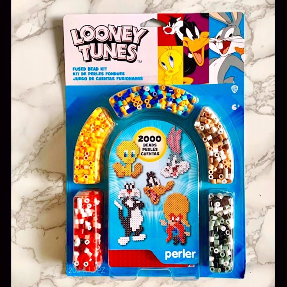 Perler Looney Tunes Activity Kit NWT